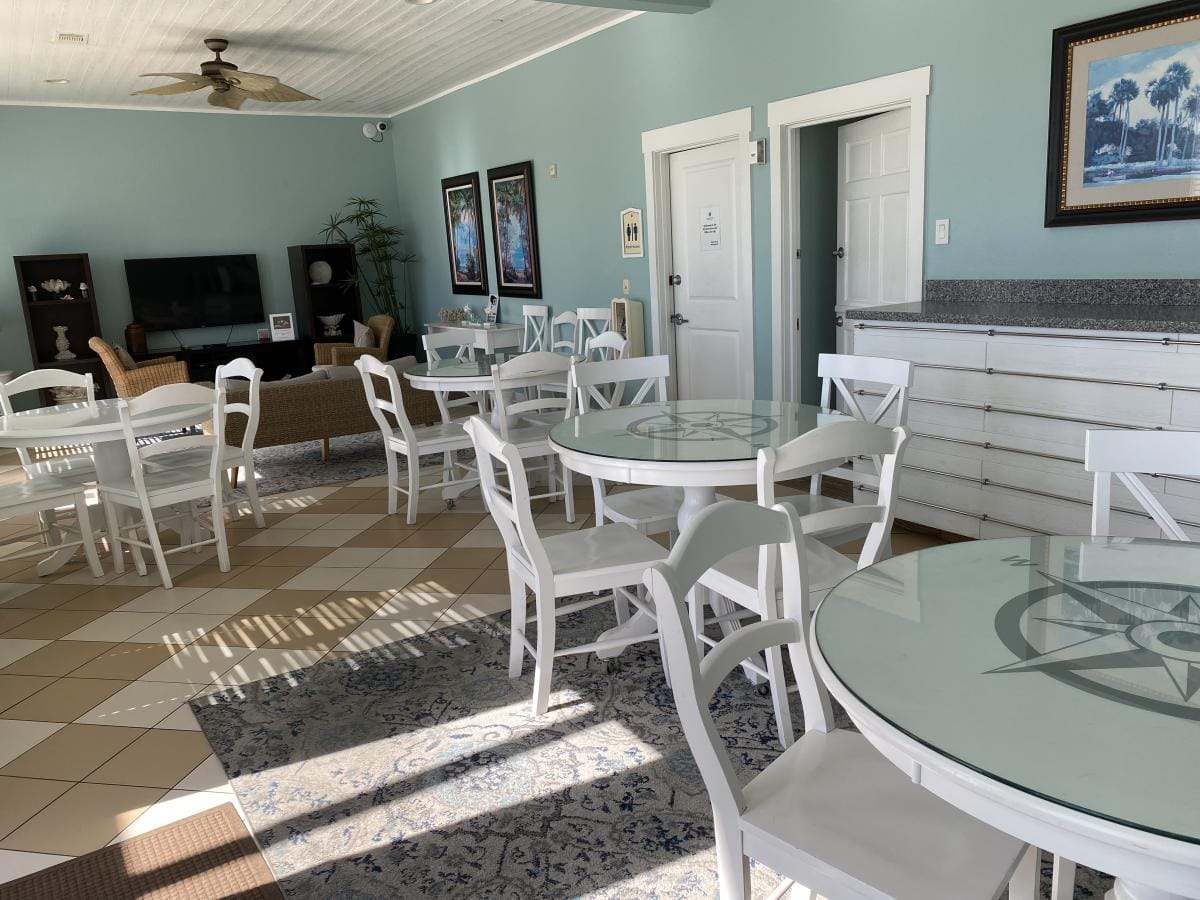Clubhouse lounge and dining area