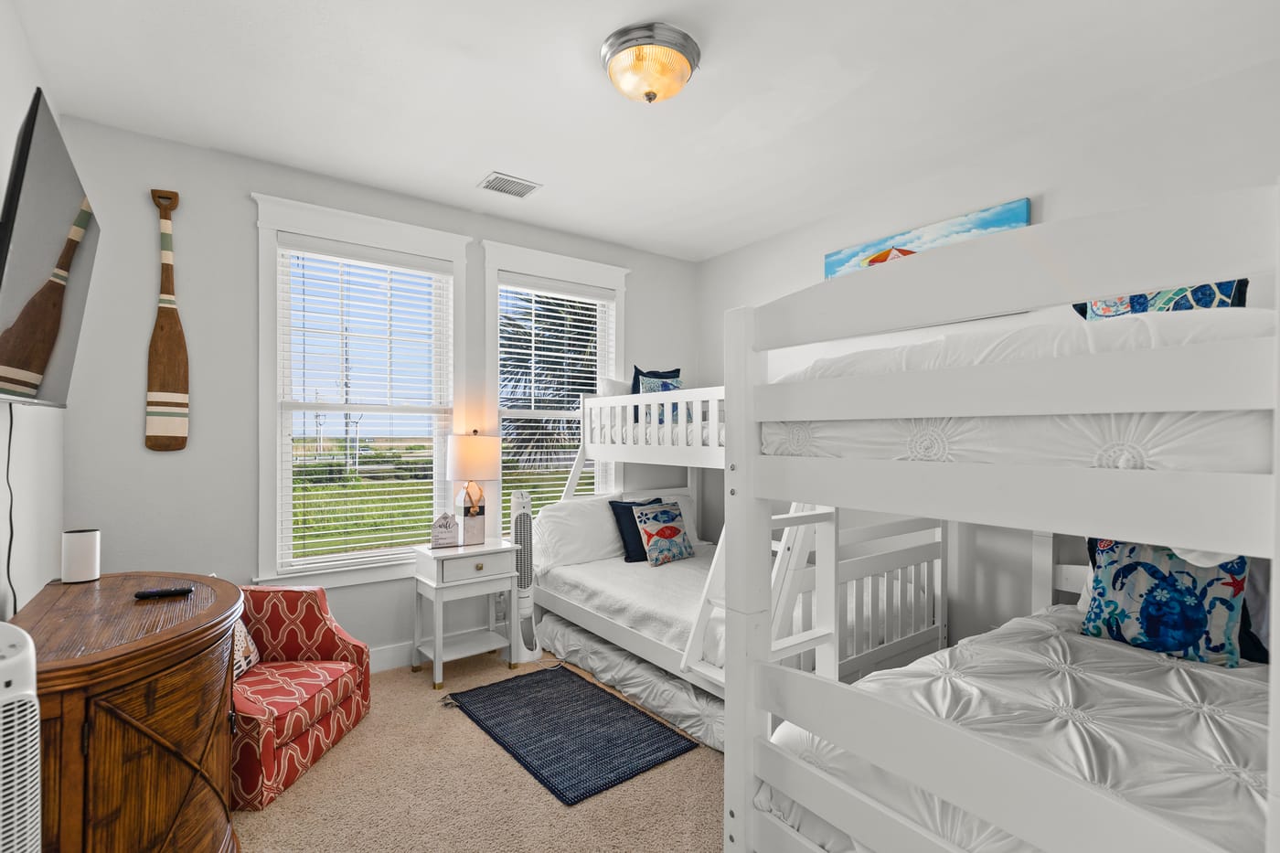 Fun bunk room, perfect for the kids